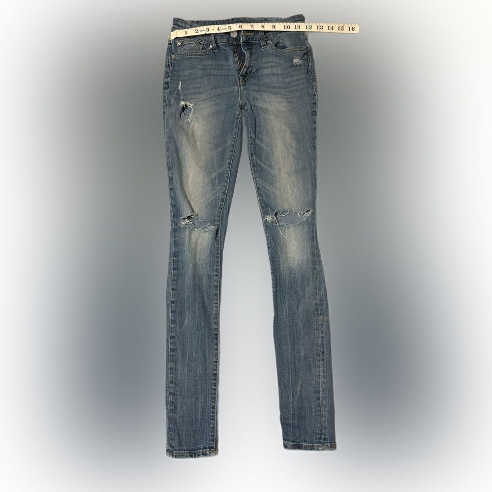 Gap Destructed Skinny Jeans - Picture 5 of 6